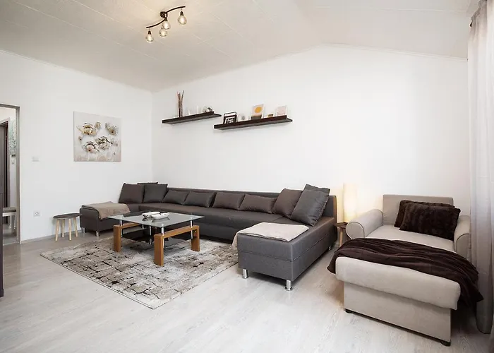 Apartment Aston Pula